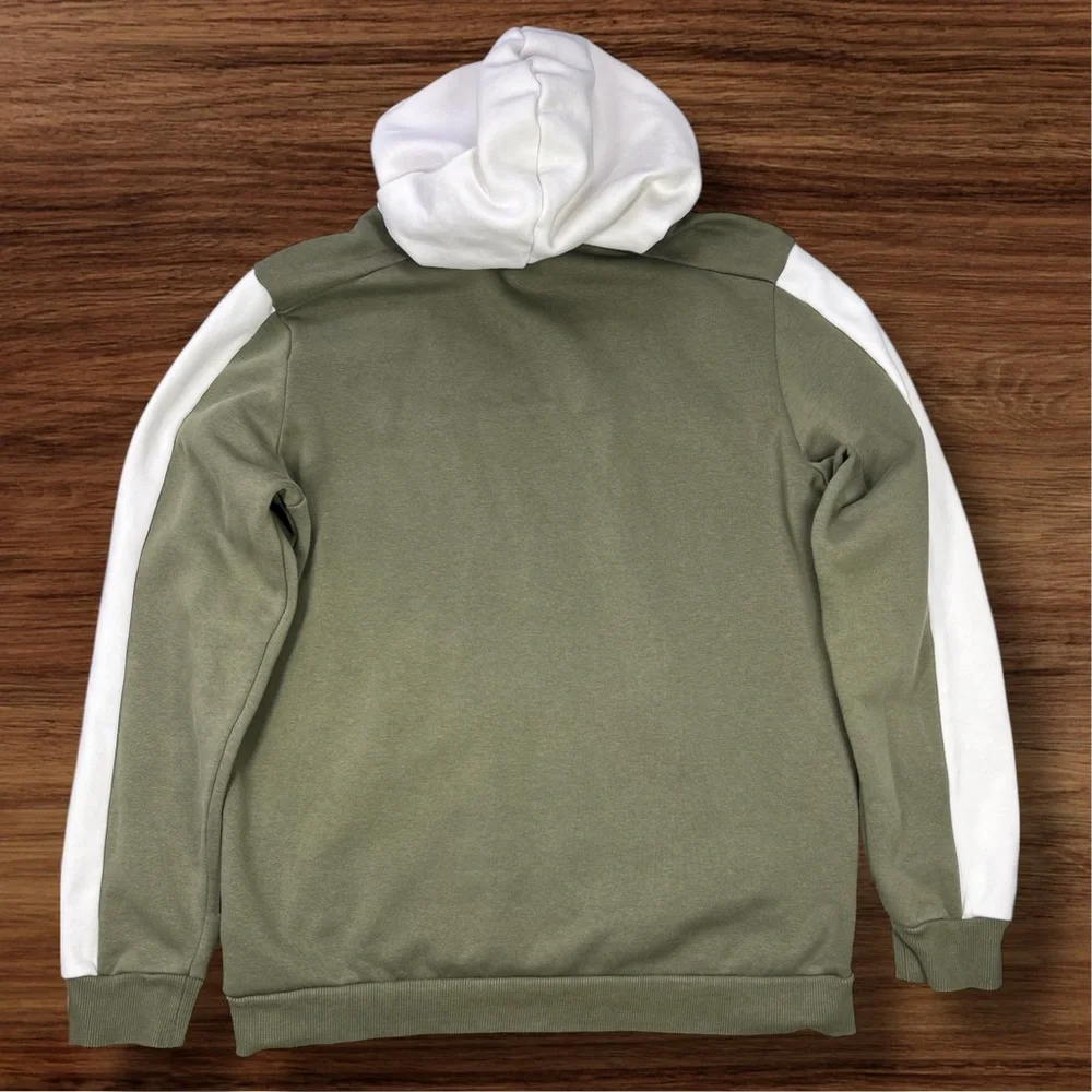 Puma Green and White Pullover Hoodie. Size Medium - Picture 3 of 9
